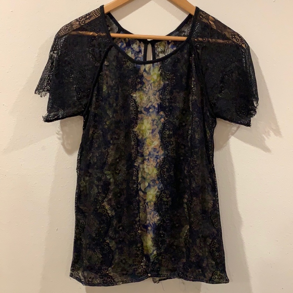BKE : woman’s lace shirt
